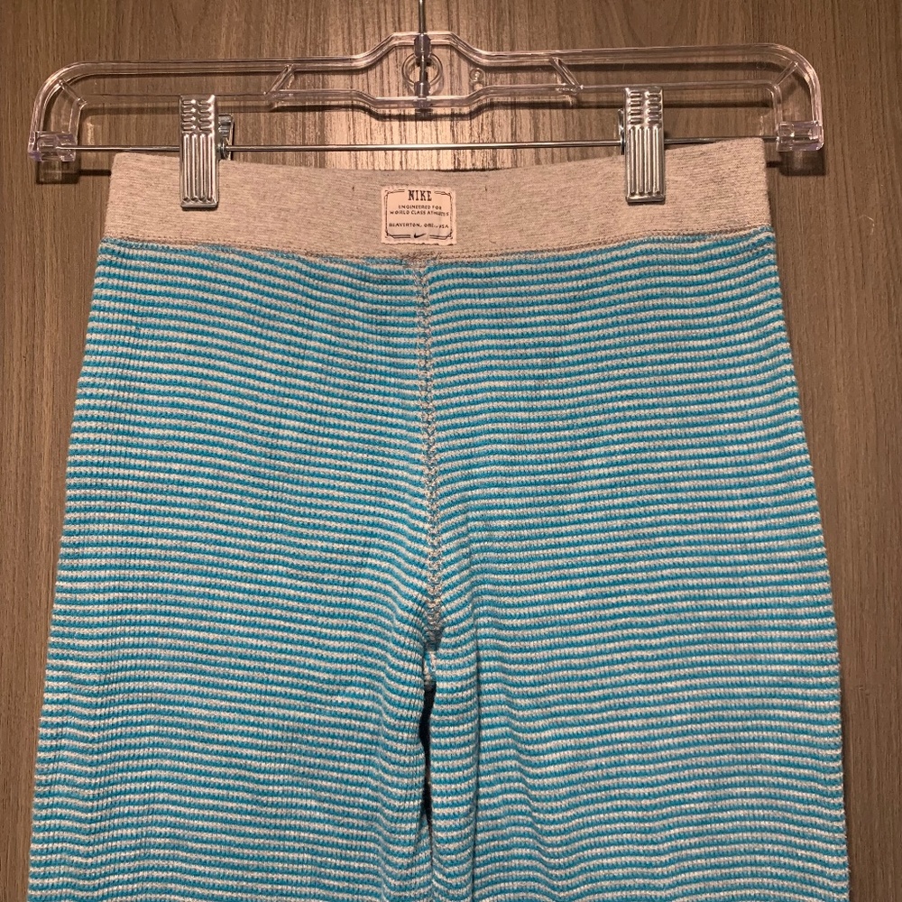 25. Nike Blue Striped Track pants Size Large in Kids, Women's Small - Picture 5 of 8